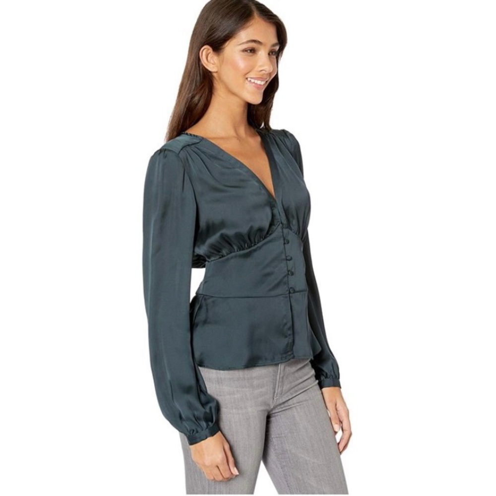 Sanctuary blouse‎